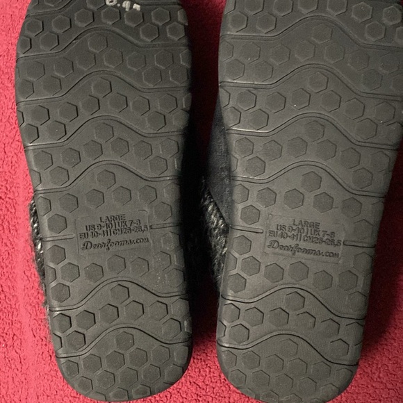 Dearfoams slippers. Black size large US 9-10 - Picture 5 of 5